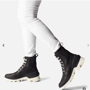 Brand new. Used once. Super comfortable stylish waterproof!